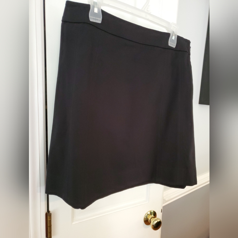 White House Black Market Black Lined Straight Skirt Size 14 BNWT